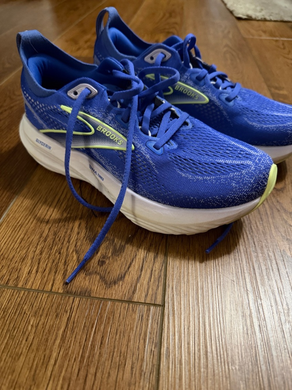 Brooks glycerin 22 women’s 7.5 blue